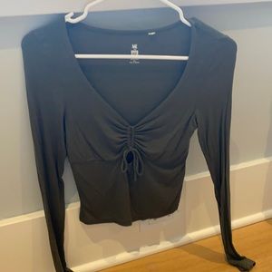 longsleeve green top
